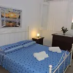 Appartamento Sul Mare Ad Ischia Ponte